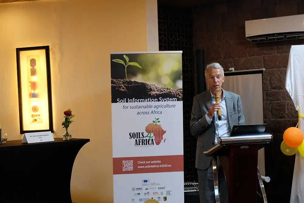 ISRIC Director, Rik van den Bosch