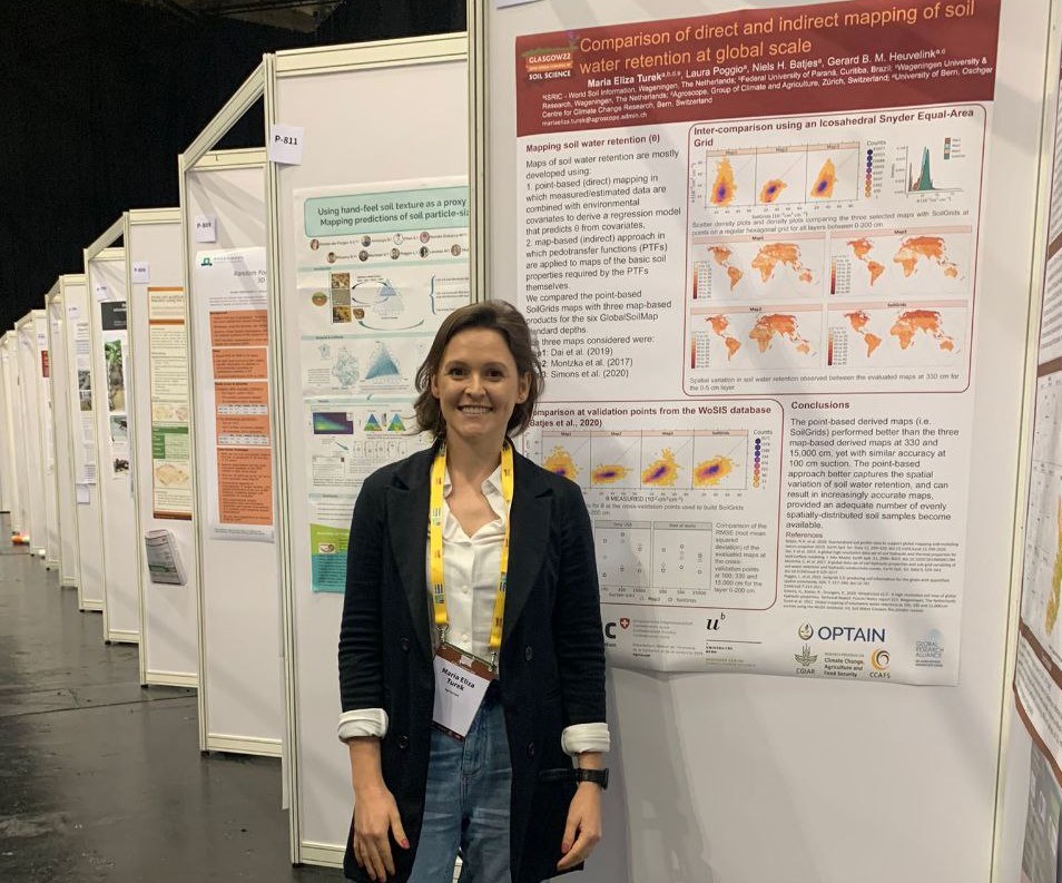 "Caption: Maria Eliza presents this research on a poster at the World Congress of Soil Science in Glasgow in August 2022."
