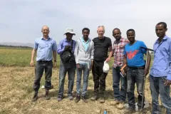 Ashenafi Ali A. (third from right) carrying out fieldwork in Libo Kemikem wereda, South Gondar, Ethiopia with colleagues from ISRIC, Ministry of Agriculture, and BENEFIT-REALISE soil surveyors in 2020