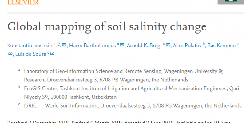 Global mapping of soil salinity change